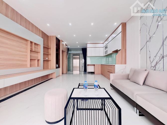 20 tỷ Phân Lô Bộ Công An - Bùi Xương Trạch - Thanh Xuân - 50m2 x 6T - Thang Máy - MT 4.5m - 1