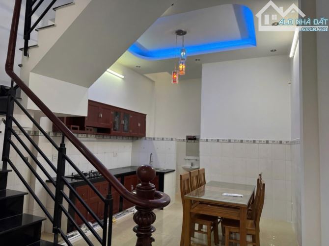 NHÀ BÌNH TÂN GIÁP TÂN PHÚ,NGAY 4 XÃHẺM 5M THÔNG KHU DÂN TRÍ,48M2(4×12),CHỈ 5.4 TỶ - 1