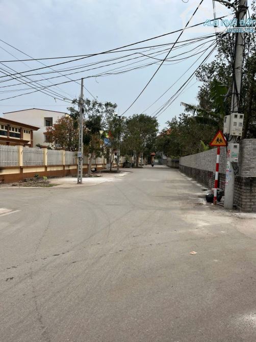 Lô đất TT - Trại Đường Nhân Hòa. Tx Quế Võ,Bn. DT 125m2 mặt 8m Giá 1,7 tỷ - 1