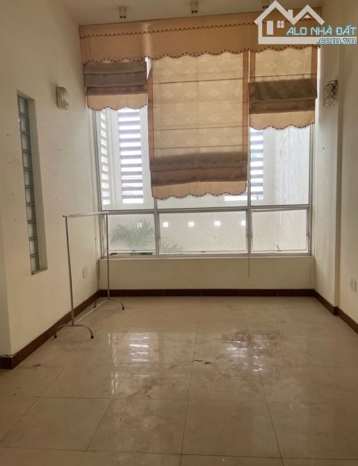 NHÀ KIỆT Ô TÔ 7M ĐƯỜNG CHÍNH HỮU - 132M2 - 3 TẦNG - GẦN BIỂN SƠN TRÀ - NHÀ KIÊN CỐ - 12 TỶ - 1