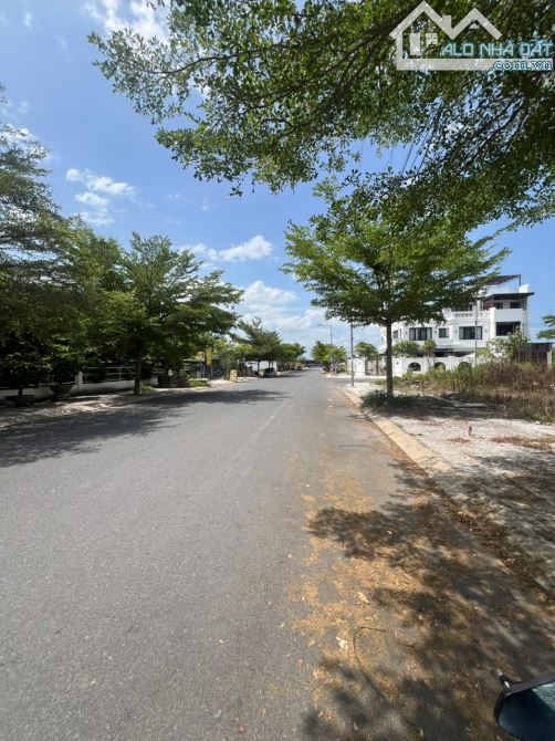 CẦN BÁN LÔ ĐẤT BIỆT THỰ MẶT TIỀN ĐƯỜNG TRIỆU QUANG PHỤC, TP NHA TRANG GIÁ 14,1TỶ - 1