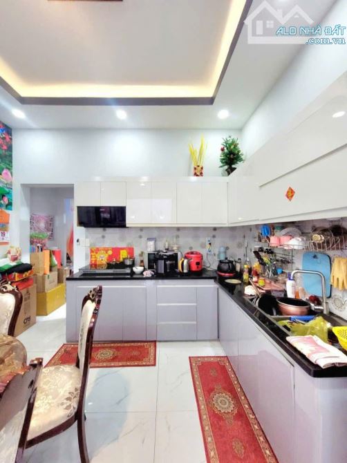 QUẬN 10, NHÀ ĐẸP LÔ GÓC, HẺM THÔNG, NGANG 5M, 43M2, GẦN MT TÔ HIẾN THÀNH, 7.5 TỶ - 1