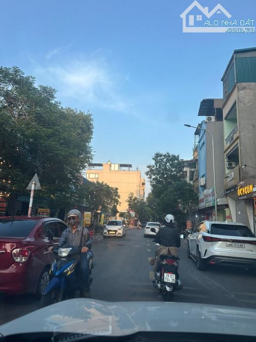 BÁN NHÀ PHỐ SÀI ĐỒNG LONG BIÊN NHỈNH 20 TỶ 78 m, MT 4.5m, Ô TÔ  ,KINH DOANH, VỈA HÈ RỘNG - 1