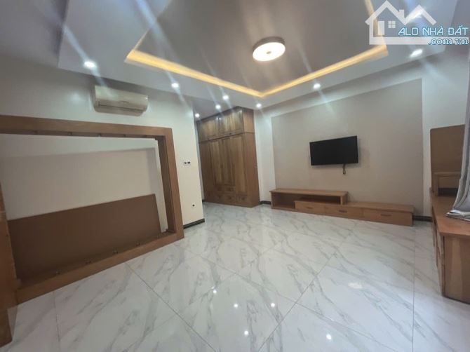 NHẢ ĐẸP NGAY CẦU VƯỢT CÂY GÕ - MINH PHỤNG - HẺM 8M THÔNG - 140M2 - 4 TẦNG - 4PN - GIÁ 22T - 1
