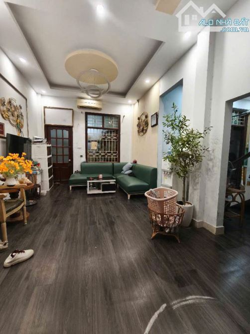 BÁN GẤP! NHÀ 56M2, 5 TẦNG, VÕ CHÍ CÔNG, CẦU GIẤY, NỘI THẤT XỊN, GIÁ CHỈ HƠN 10 TỶ - 1