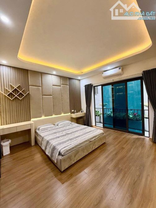 NHÀ ĐẸP MẶT NGÕ,OTO ĐỖ CỬA, FULL ĐỒ SỊN,5 TẦNG 3 NGỦ KK , TRẦN PHÚ HÀ ĐÔNG 8,3 TỶ 30,2M - 12