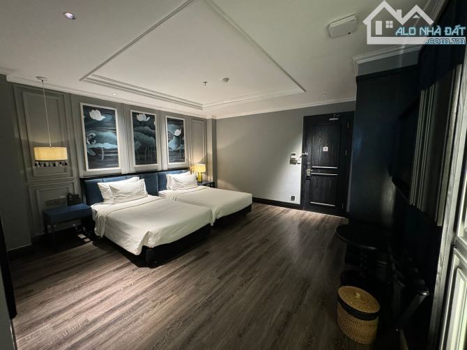Bán gấp KS 4* Hàng Bông, Hàng Gai, 170 tỷ 150m2, MT 7.5m, còn mới 11 tầng hiện đại KD tốt. - 12