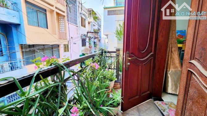 TRƯƠNG CÔNG ĐỊNH - BÀU CÁT TÂN BÌNH - DT80m2 ( 4,5 ❌18m ) 3 TẦNG - CHỈ 14 TỶ - 15