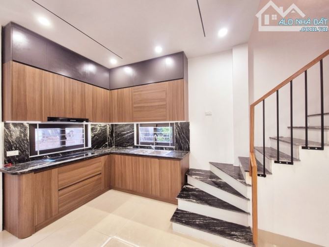 💥XUÂN ĐỖ LONG BIÊN- NHÀ ĐẸP 5 TẦNG -GẦN Ô TÔ- GIÁ 5,6 TỶ  👉 - 2