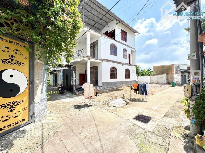 Bán nhà 1 trệt 2 lầu cách Đặng Văn Trơn 50m, gần cầu Hiệp Hòa, Biên Hòa, 80m2, giá 4.8 tỷ. - 2