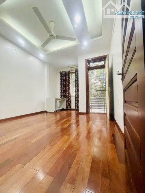 55M² X 4 TẦNG – GIÁ 22,5 TỶ - MẶT PHỐ TẠI P. MAI DỊCH - CẦU GIẤY - 2