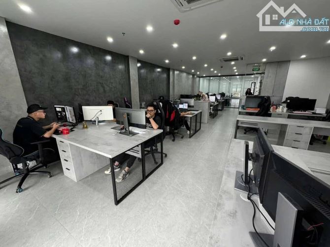 Bán nhà mặt phố, vỉa hè Trần Thái Tông 90m2 7 tầng MT 6m 67tỷ - 2