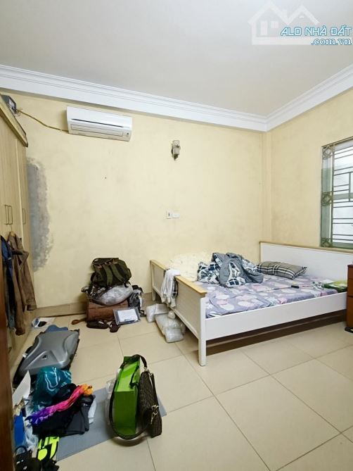 💥Giá Đầu Tư! Đường Láng, Dân Xây, Ngõ Ba Gác Tránh, 42m2, 4 Tầng, Giá 9.x Tỷ - 2