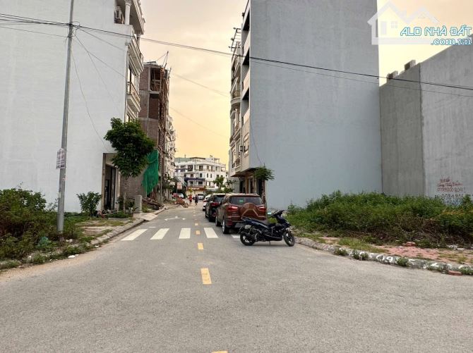 Duy nhất 1 lô còn sót lại TĐC CÂY ĐA ĐẰNG GIANG NGÔ QUYỀN HẢI PHÒNG  -DIỆN TÍCH :40m ngang - 2