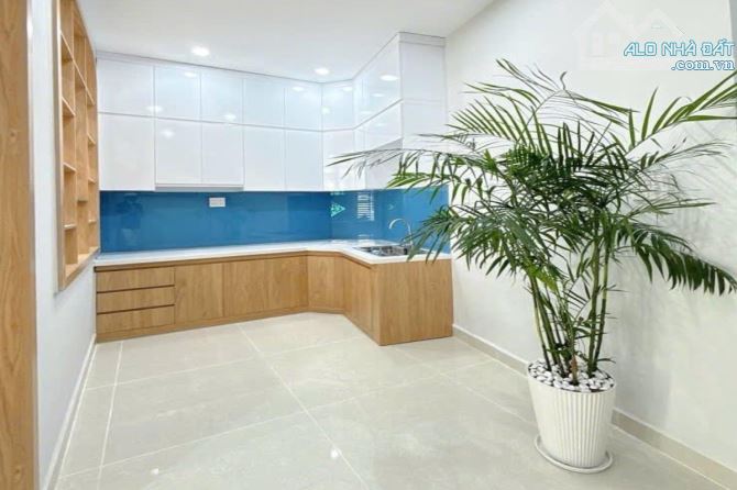 Bán nhà hẻm ba gác, Bùi Thế Mỹ, Tân Bình, 45 m² (4.7m x 11m) - Giá 5.35 tỷ TL - 2
