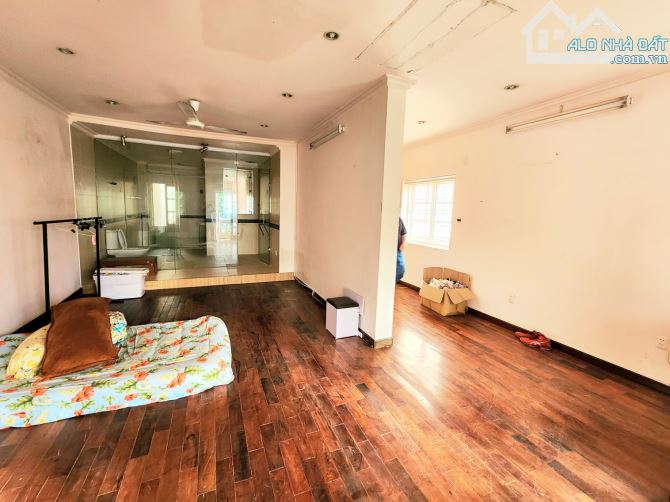 Biệt thự Góc 2MT gần 300m2 Mặt tiền Trần Cao Vân, P.Phú Nhuận. Giá chỉ 130tr/m2 - 2