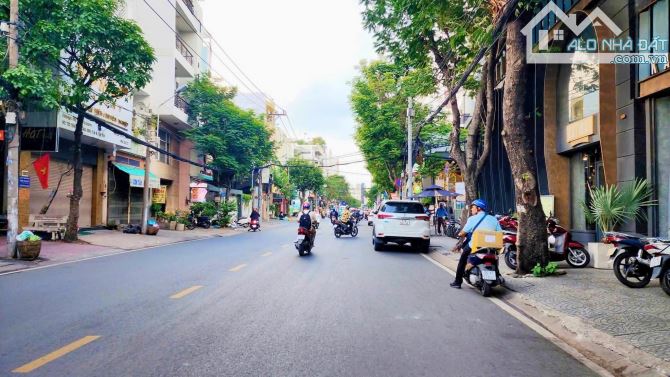 TRƯƠNG CÔNG ĐỊNH - BÀU CÁT TÂN BÌNH - DT80m2 ( 4,5 ❌18m ) 3 TẦNG - CHỈ 14 TỶ - 2
