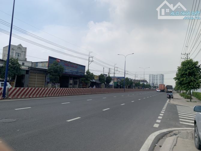 MẶT TIỀN VIP 1002M2 42 TỶ ĐT743 GIÁ HƠN 40 TRIỆU/M2, NHÀ PHỐ THUẬN AN, VỊ TRÍ CỰC ĐẸP - 2