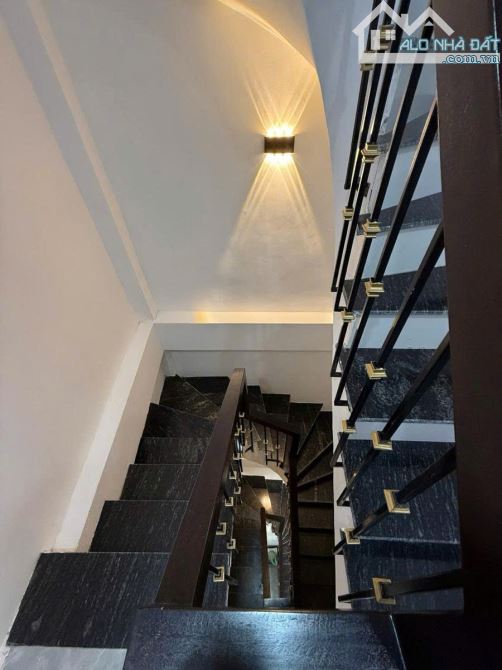 NHÀ ĐẸP MẶT NGÕ,OTO ĐỖ CỬA, FULL ĐỒ SỊN,5 TẦNG 3 NGỦ KK , TRẦN PHÚ HÀ ĐÔNG 8,3 TỶ 30,2M - 2