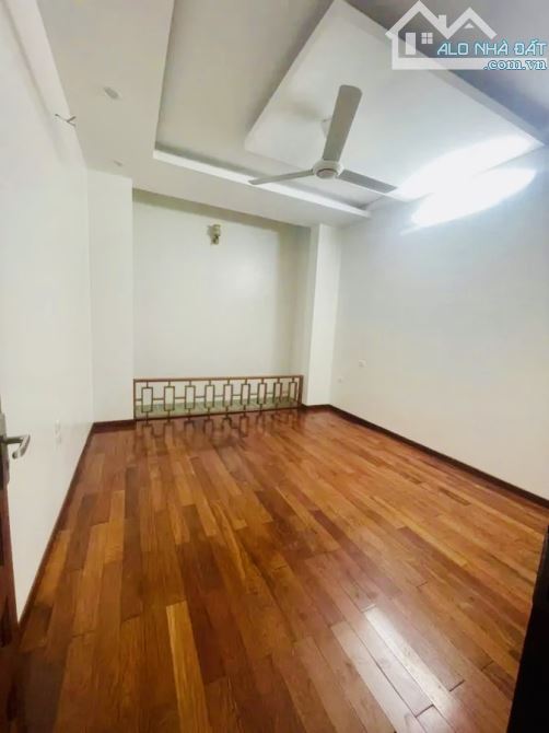 55M² X 4 TẦNG – GIÁ 22,5 TỶ - MẶT PHỐ TẠI P. MAI DỊCH - CẦU GIẤY - 3