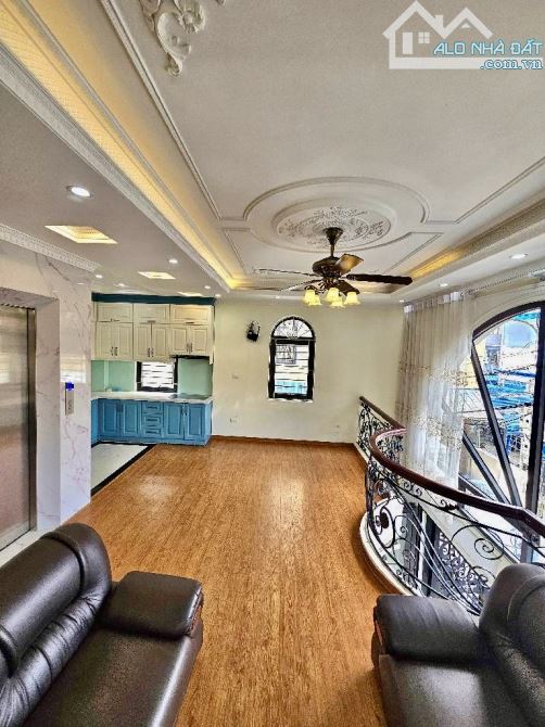 Bán Nhà Sài Đồng 50m2-hơn 11 tỷ-6 TẦNG THANG MÁY-Ô TÔ TRÁNH-LÔ GÓC-SỔ VUÔNG-NỞ HẬU - 3