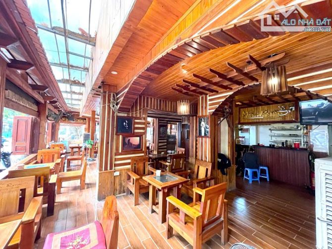 Mặt phố Nguyễn Thái Học siêu rộng 556m2, 3 tầng, mặt tiền 21m, 350 tỷ dòng tiền tốt - 3
