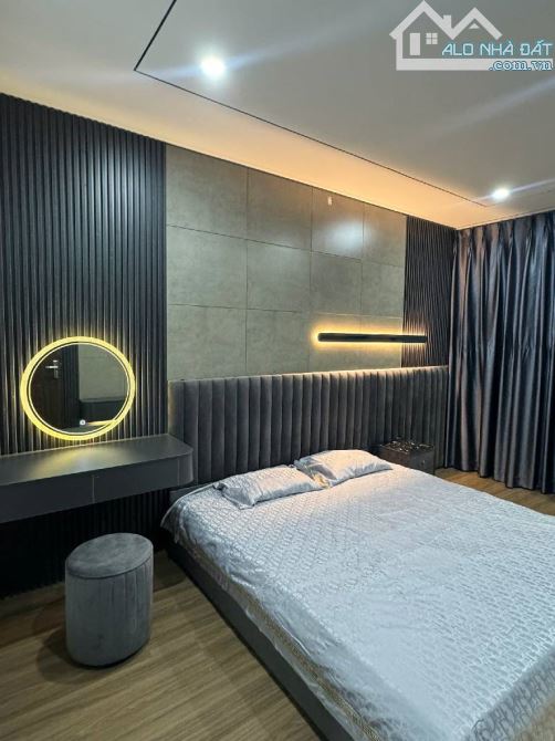🏠 Đàm Quang Trung _ Long Biên, Hàng xóm AEON 45m² × 5 tầng thang máy – Full nội thất 💰 N - 3