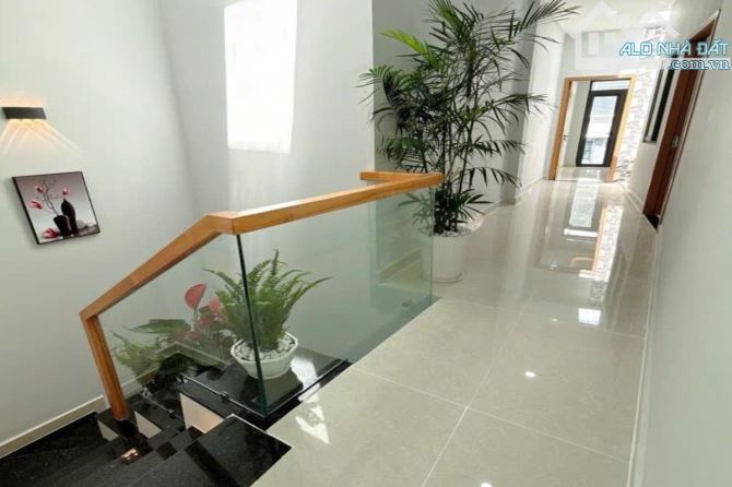 Bán nhà hẻm ba gác, Bùi Thế Mỹ, Tân Bình, 45 m² (4.7m x 11m) - Giá 5.35 tỷ TL - 3