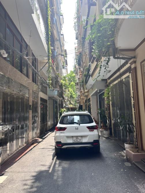 HOÀNG QUỐC VIỆT – PHÂN LÔ – GARA – Ô TÔ VÀO NHÀ – 59/65M² – 5 TẦNG – MT 4.5M – 21.6 TỶ - 3