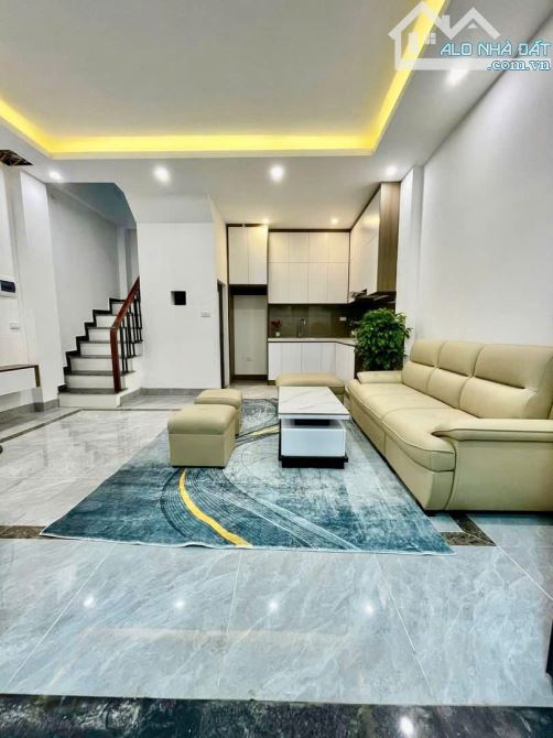 🏠🏠🏠 Cần Bán Gấp nhà cực mới Yên Hòa-Cầu Giấy - 3