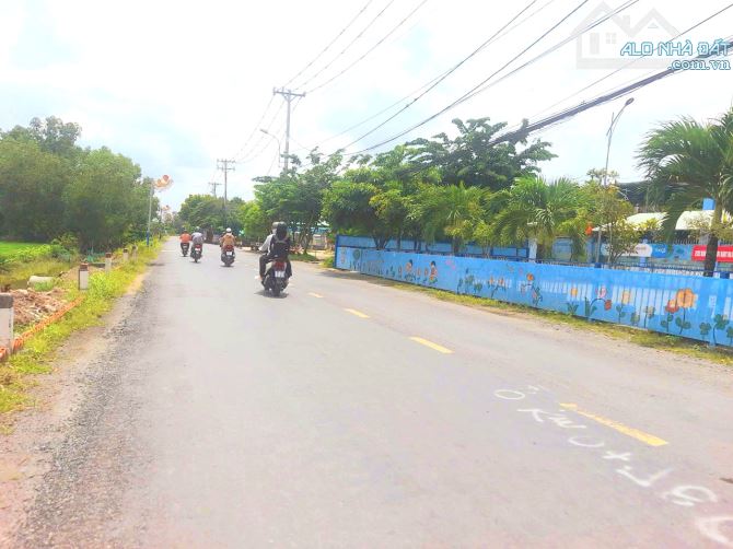 Hàng ngộp, chỉ 500tr sở hữu 600m2 đất vườn View Kênh - 3