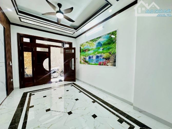 🏡 BÁN NHÀ NGÕ 1194 ĐƯỜNG LÁNG – 39M² – 5 TẦNG – MT 3.4M – GIÁ 8.7 TỶ – ĐỐNG ĐA - 3