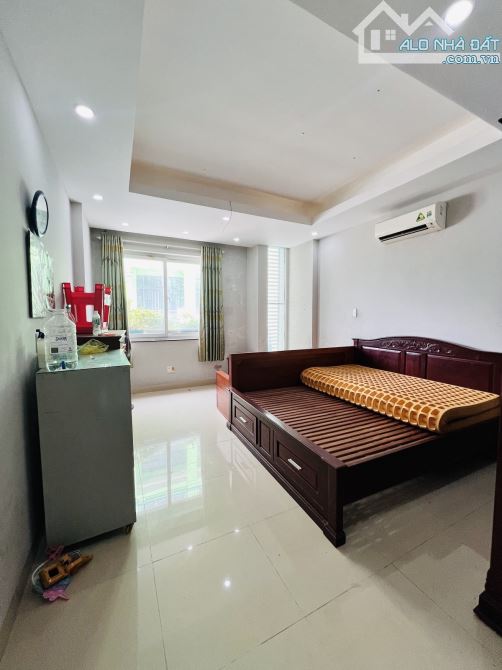 GẤP BÁN- TÂN PHÚ-HẺM 8M THÔNG-NGAY LÊ TRỌNG TẤN-4 TẦNG -71M2-CHỈ HƠN 7 TỶ - 3