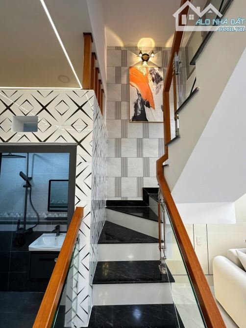 BÁN GẤP CĂN NHÀ 52m2, QUANG TRUNG, NHÀ MỚI Ở LIỀN, CHỈ 3.35 TỶ - 4