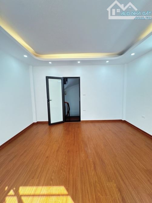 Phúc Đồng nhà 5 tầng mới- Bán nhanh nhỉnh 5 tỷ- Ô tô đỗ gần - 4