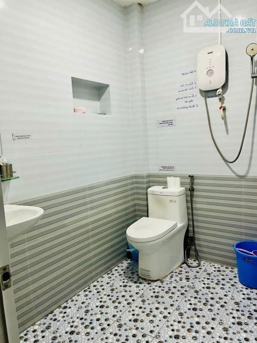 Bán nhà 4x12m hẻm xe hơi ngay chân cầu Tham Lương - 4