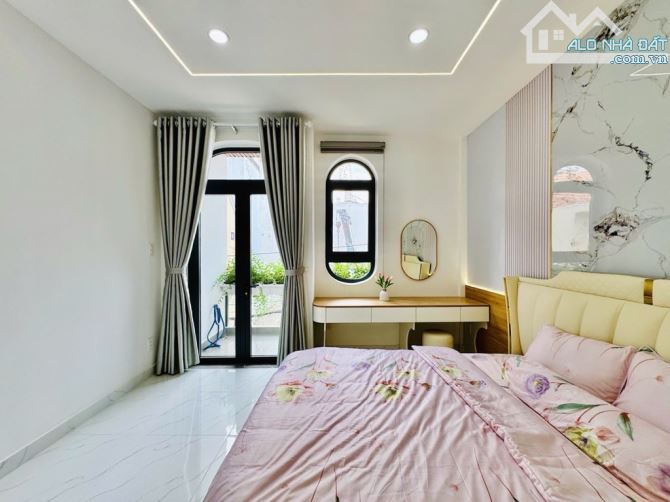 Bán nhà Phan Huy Ích, Phường 12, Gò Vấp, TpHCM, hẻm ô tô thông, gần 60m2, 4 Tầng, giá hơn - 4