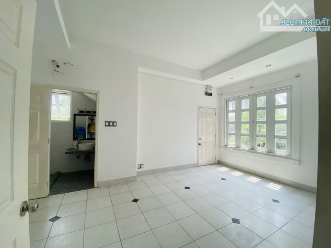 🎇1700M2 2MT Đường Nam Cao - Nhỉnh 30TR/M2- Dòng tiền 1tỷ5/Năm- Biệt thự 4 tầng 825M2 sàn. - 4