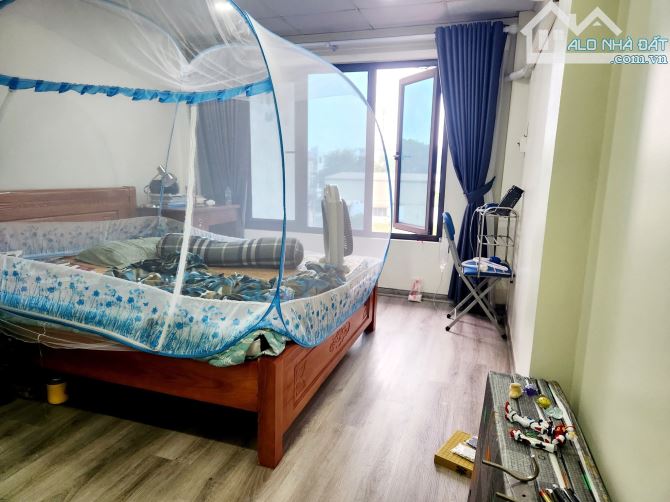 Bán nhà Lò Đúc, 70m2, 5 tầng, mặt tiền gần 4m, 26.5 tỷ, vỉa hè, ô tô tránh, KD đỉnh - 4