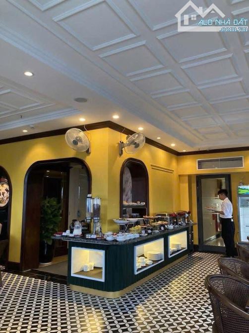 Siêu Khách sạn Hàng Gà - Hoàn Kiếm 158 m2 10 tầng, mt 8.6m nở hậu, bán 280 tỷ - 4