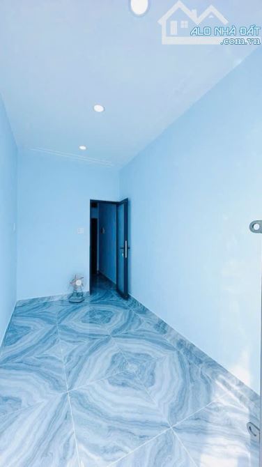 MẶT TIỀN KINH DOANH  TÂN VĨNH ĐƯỜNG SỐ  TRUNG TÂM Q4  CÓ 2 TỶ - 5