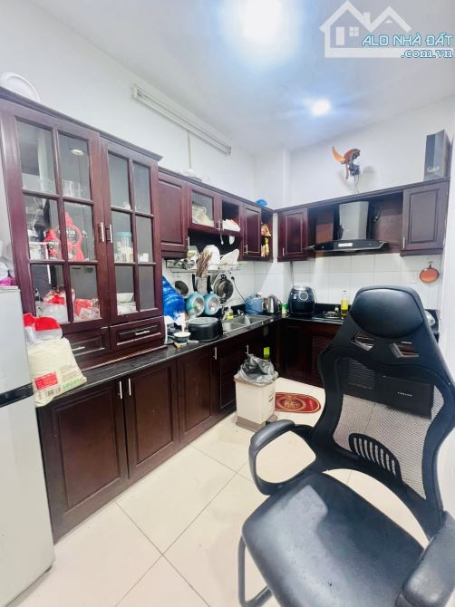 Bán nhà Gò Vấp hẻm rộng 8m, Huỳnh Văn Nghệ, nhà 4 tầng kiên cố, ngang 5m, 10 tỷ tl mạnh - 5