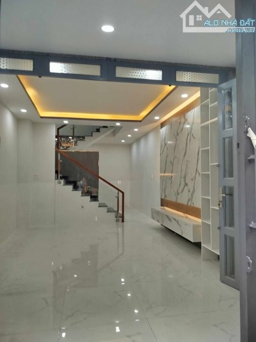 🏡 BÁN NHÀ MỚI HẺM XE HƠI ÂU DƯƠNG LÂN – 3 TẦNG ĐẸP, 42m2 - Giá 6.65 TỶ TL - 5