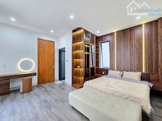 BÁN NHÀ VIỆT HƯNG 150M2, GIÁ CHỈ 23.5 TỶ, MT9M, Ô TÔ, SÂN VƯỜN, THOÁNG ĐẸP - 5