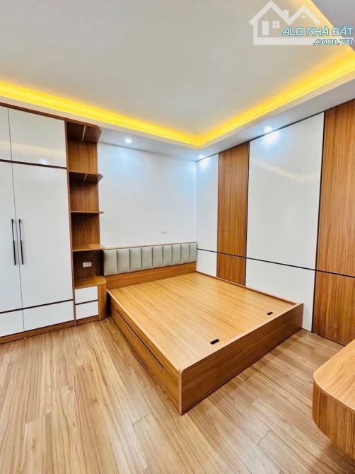CỔ NHUẾ BẮC TỪ LIÊM, NHÀ ĐẸP Ở NGAY, DT 35m2 x 5TẦNG, Ô TÔ GẦN NHÀ. Giá 6x tỷ - 5