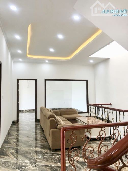 SIÊU PHẨM 4 TẦNG– NGANG 15M– 2 MẶT TIỀN KD CHÂU THỊ VĨNH TẾ– DOANH THU KHỦNG. CHỈ 3X TỶ - 5