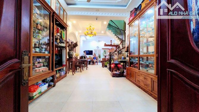 TRƯƠNG CÔNG ĐỊNH - BÀU CÁT TÂN BÌNH - DT80m2 ( 4,5 ❌18m ) 3 TẦNG - CHỈ 14 TỶ - 7