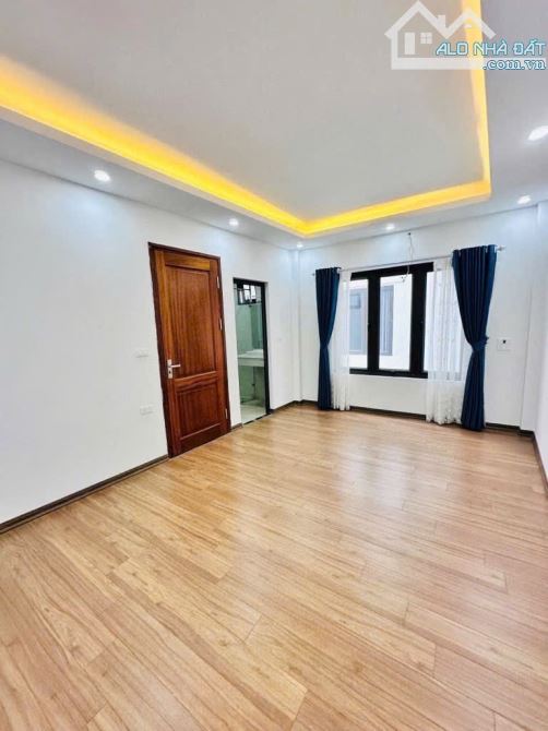 CỔ NHUẾ BẮC TỪ LIÊM, NHÀ ĐẸP Ở NGAY, DT 35m2 x 5TẦNG, Ô TÔ GẦN NHÀ. Giá 6x tỷ - 7