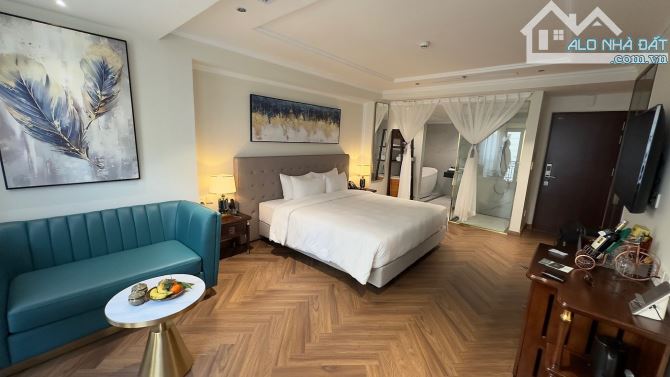 Bán khách sạn MP Nguyễn Trường Tộ - 170m2 * 15T * MT 7.5m - 165 Tỷ - Dòng tiền 3 tỷ/tháng - 9