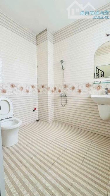Nhà 4 tầng, Lâm Văn Bền, Tân kiểng. Ngang 6m, hẻm thông, nhỉnh 6 tỷ - 9